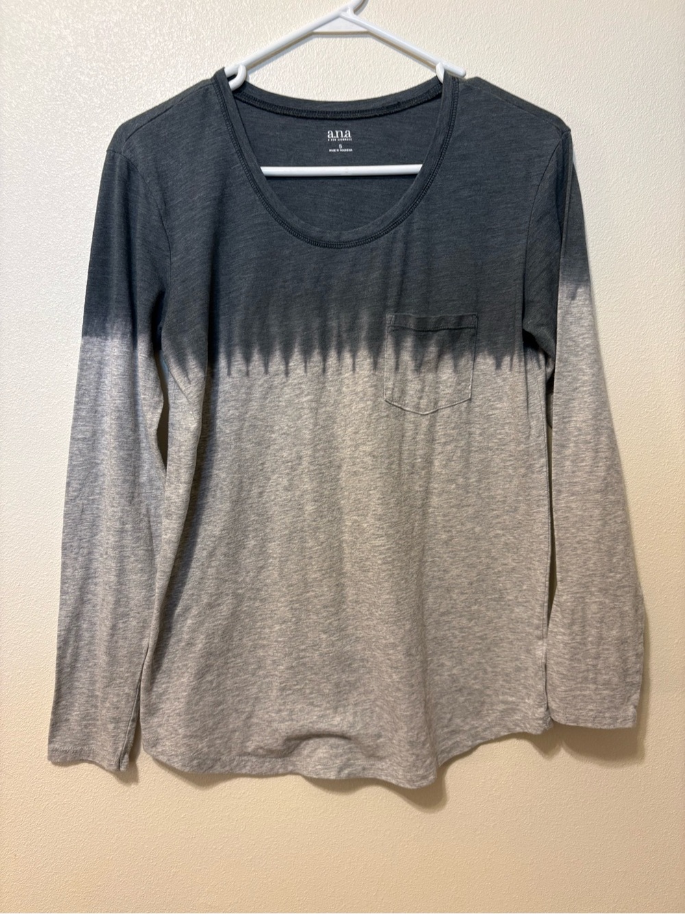 a.n.a Women's Ombre Scoop Neck Long Sleeve Top - Medium Grey to Light Grey